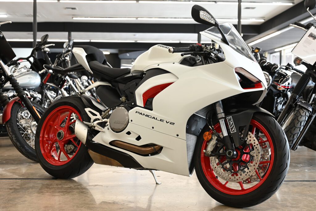 2021 Ducati V2